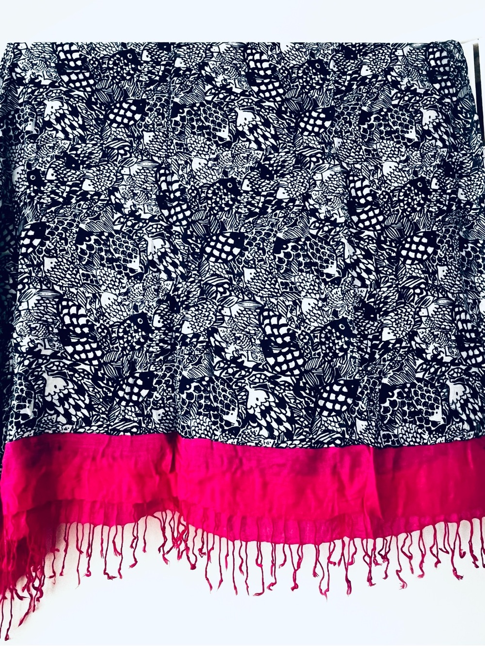 Lilly Pulitzer Navy & Hot Pink Floral Fringe Pareo.